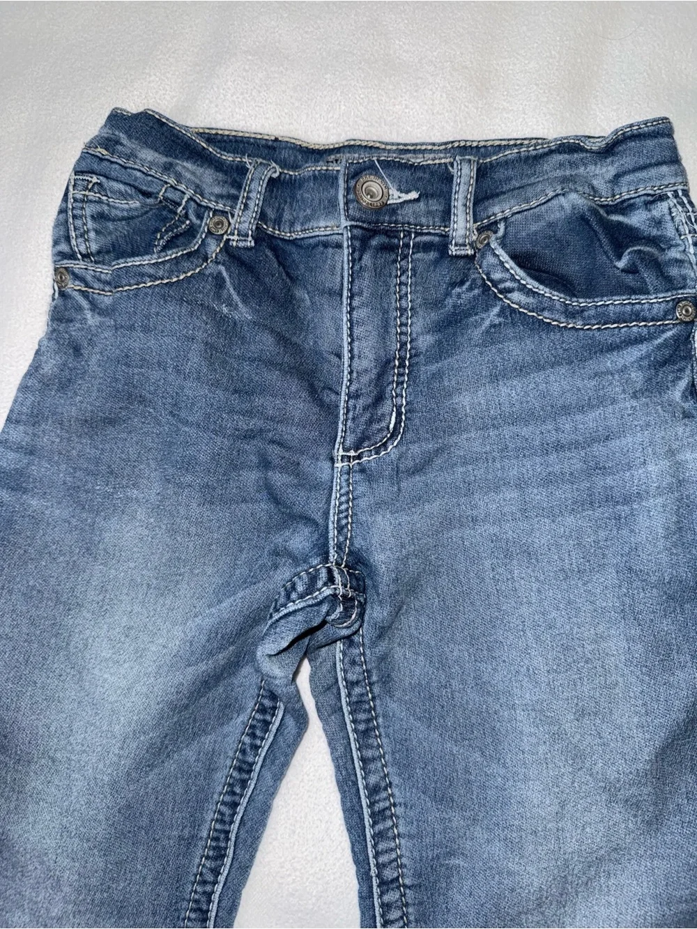 BKE Boys size 14 Conner Straight Jeans in Faded Blue